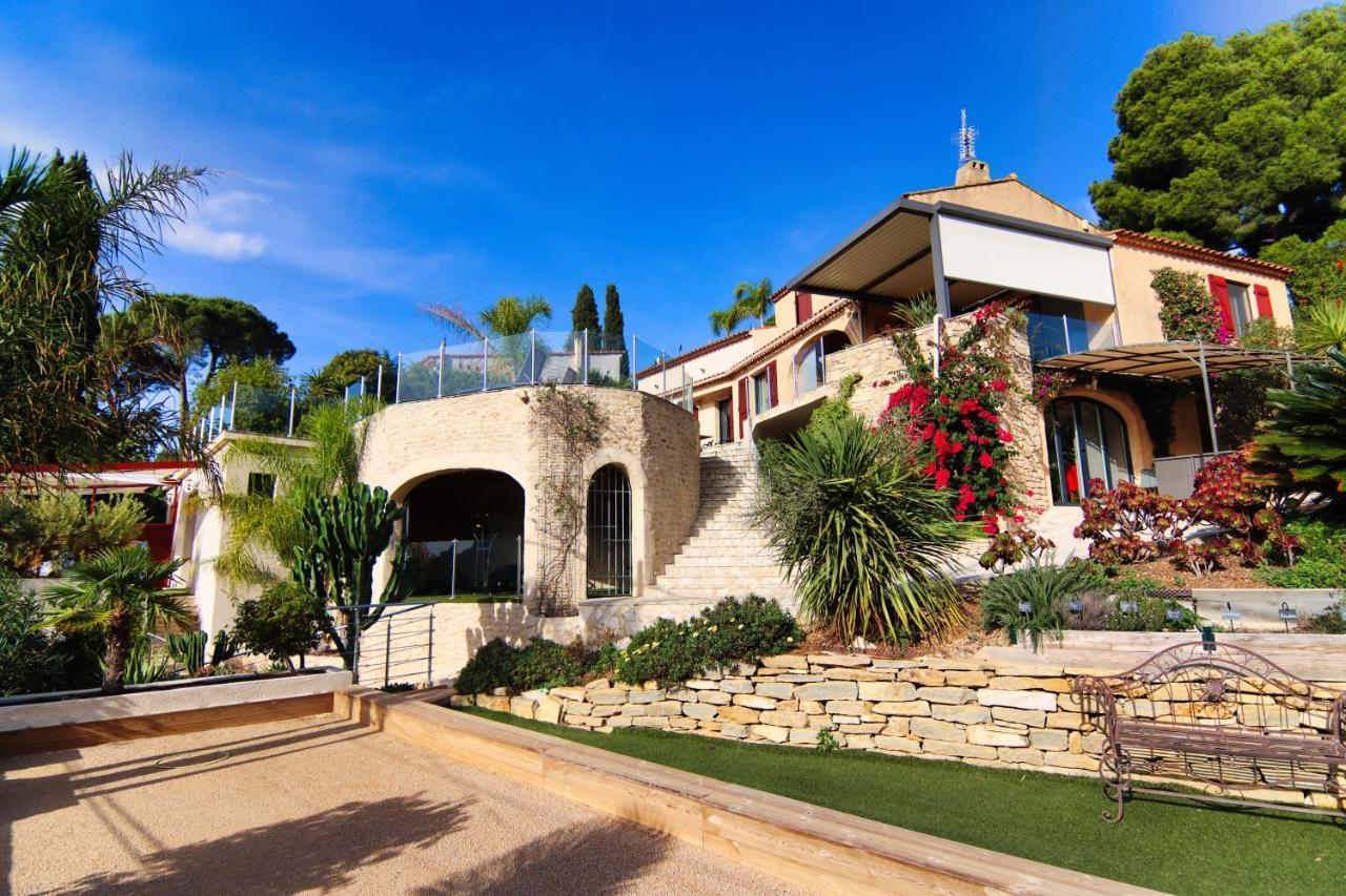 La Demeure Insoupconnee Bed & Breakfast Каси Екстериор снимка